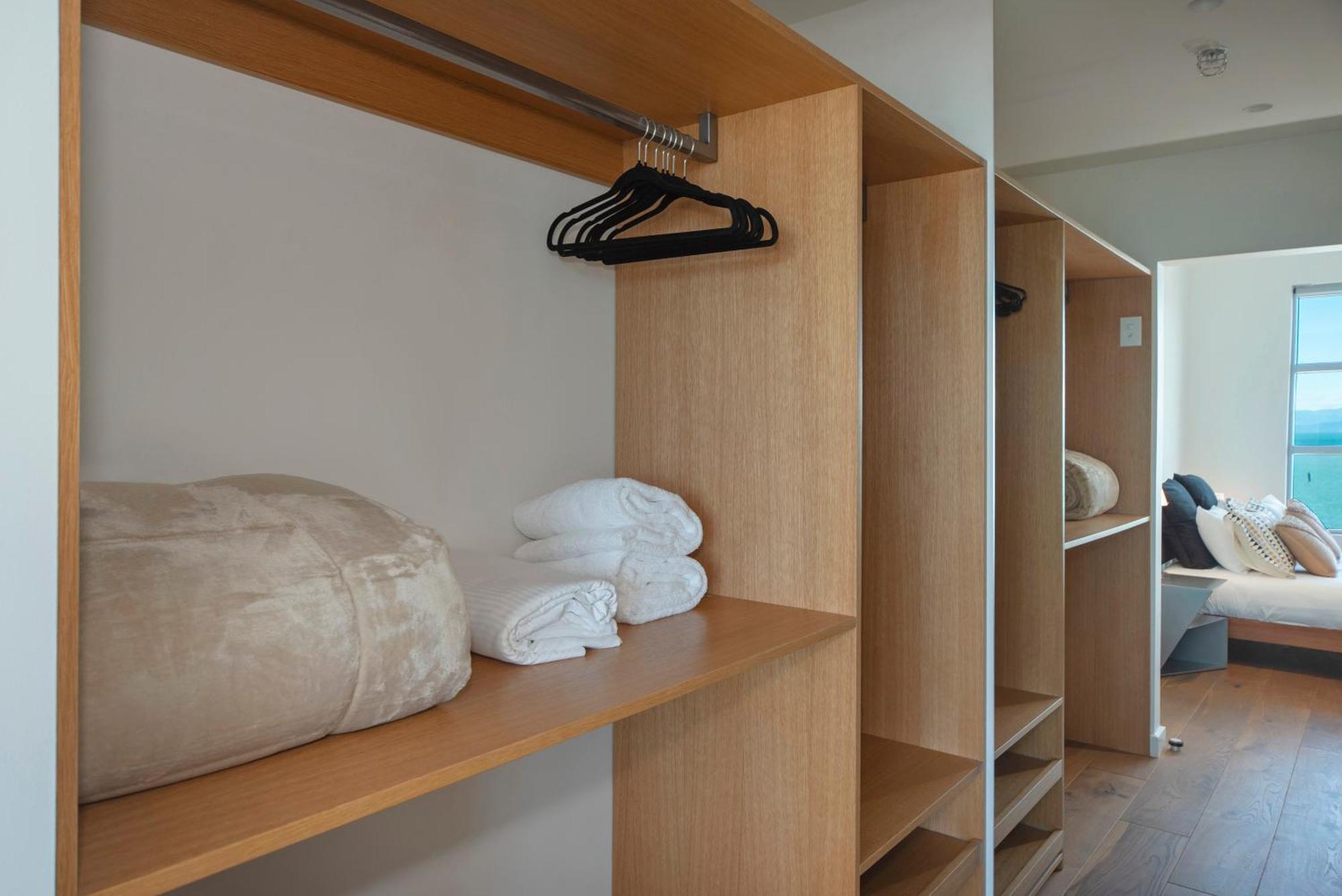 Penthouse 37 - Nelson Waterfront Apartment Bagian luar foto