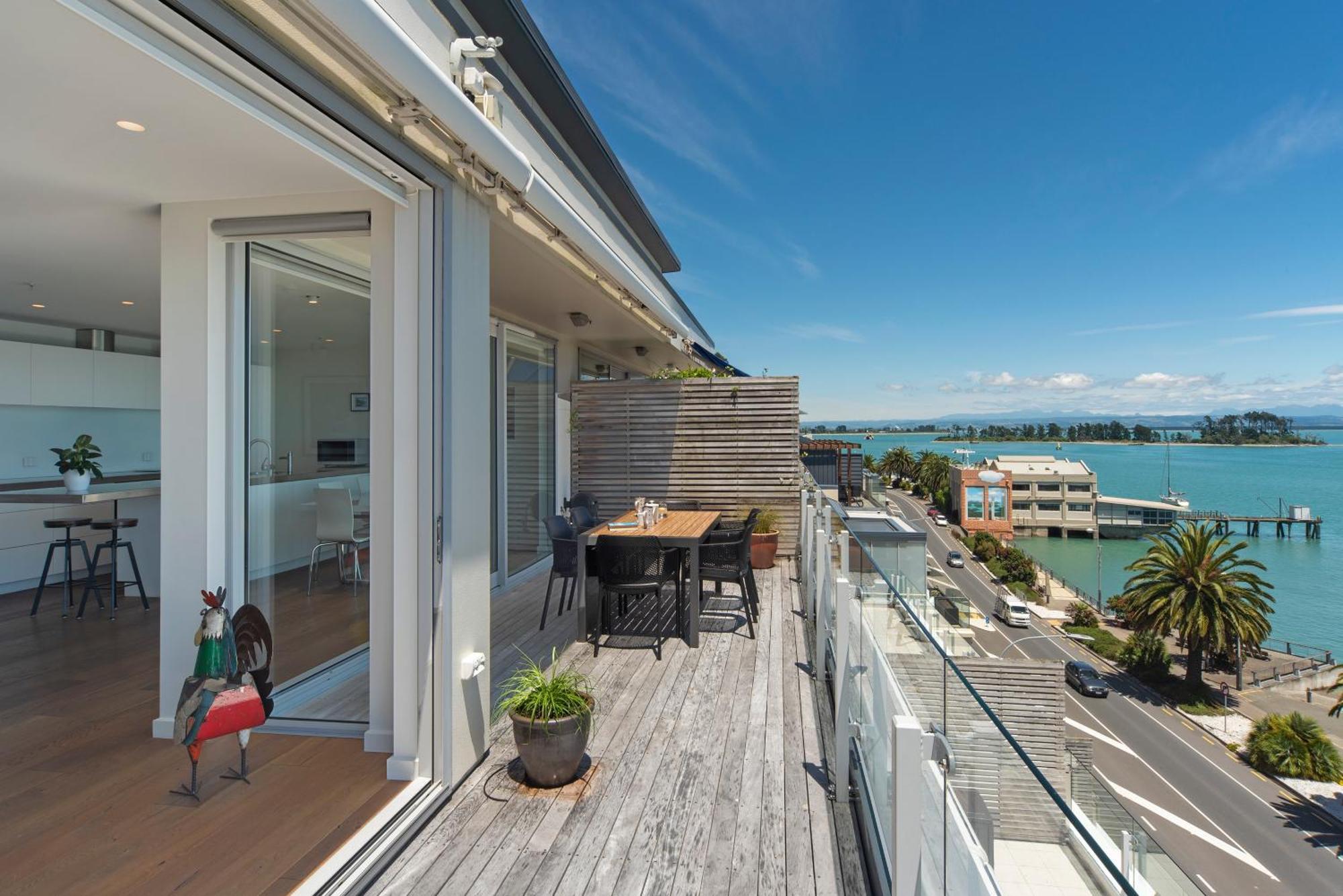 Penthouse 37 - Nelson Waterfront Apartment Bagian luar foto
